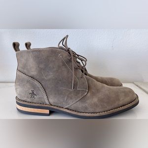 Penguin Merle Chukka Boot, Men’s Size 10.5, Color “Shitake” Greyish Tan)